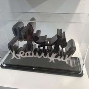 Meet your Posher, Dee